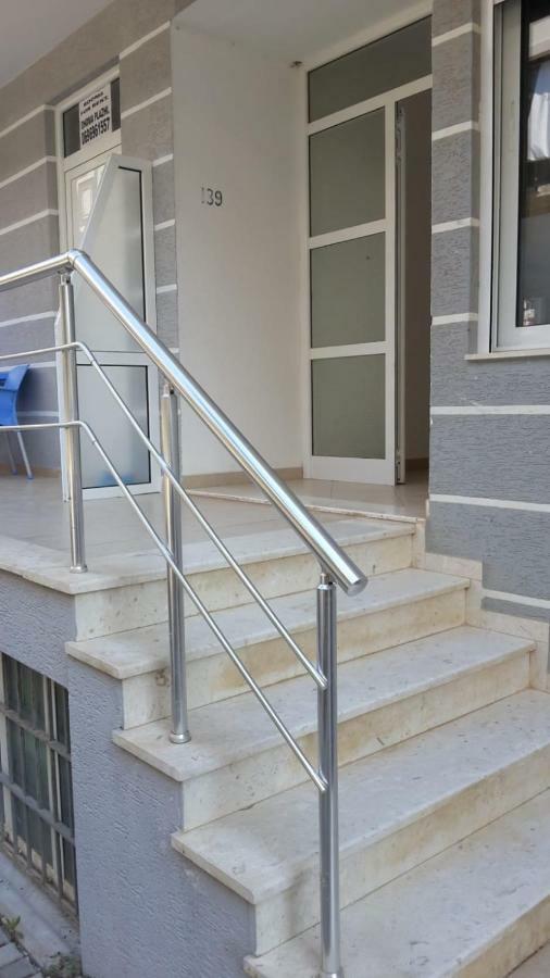 Saranda Apartments Exterior photo
